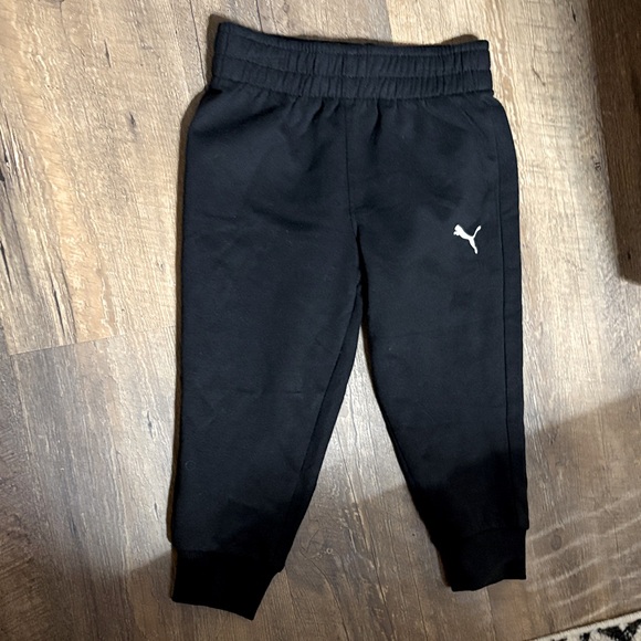 24M Puma Kids Black Sweatpants with Logo - Picture 1 of 2